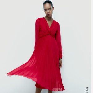 Zara Pleated Midi Dress - Fuchsia